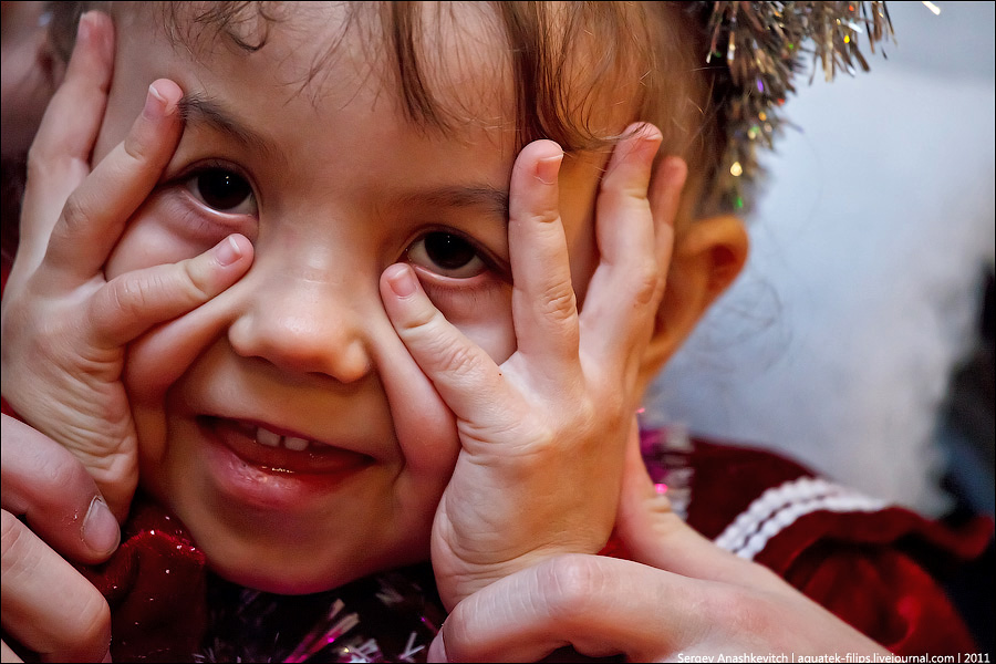 Воспитанница севастопольского детского дома. Фото: aquatek_filips/livejournal.com