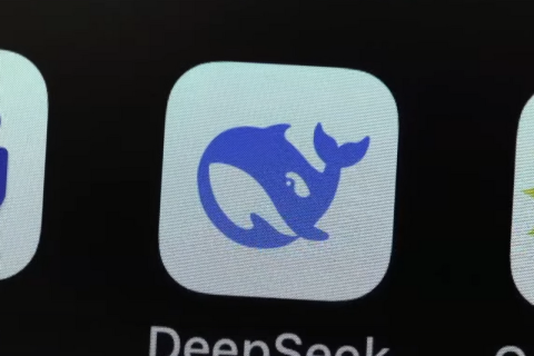 Дешевий китайський чат-бот зі штучним інтелектом спровокував падіння акцій технологічних компаній по всьому світу (ВІДЕО)