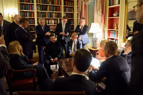 Британское правительство сообщило, что европейские лидеры обсуждают новые санкции против Путина